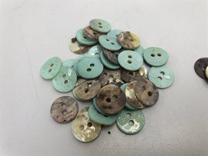 Knap - smuk mint perlemor med guldglimmer, 11 mm
